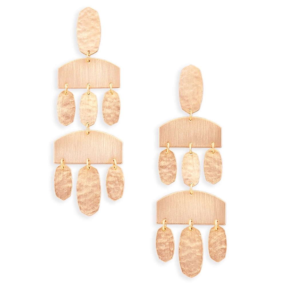 ɴᴡᴛ ᴋᴇɴᴅʀᴀ sᴄᴏᴛᴛ ᴇᴍᴍᴇᴛ ᴇᴀʀʀɪɴɢs ɪɴ ʀᴏsᴇ ɢᴏʟᴅ